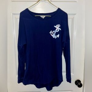 Crown and Ivy top size L